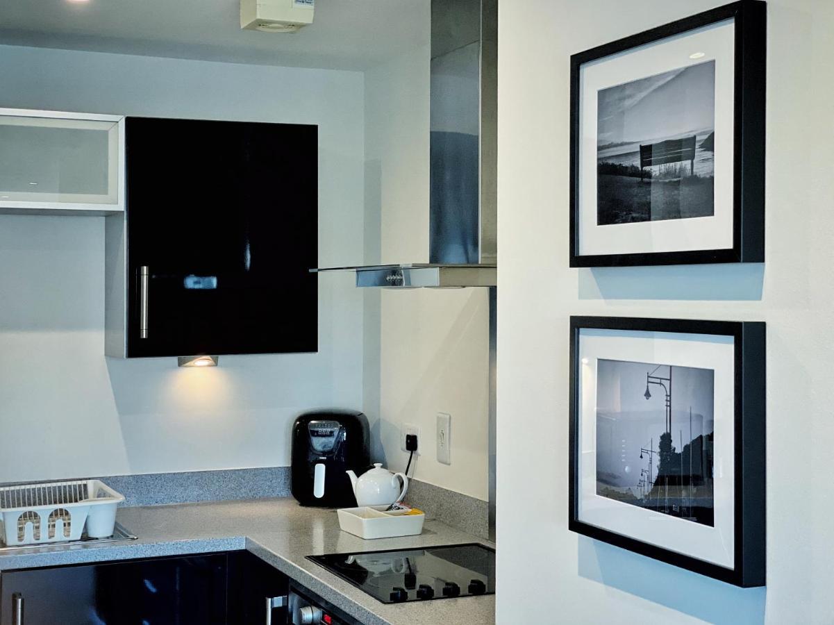 Artistic And Luxurious Apt With Sea View. Beach Side Swansea Exterior foto